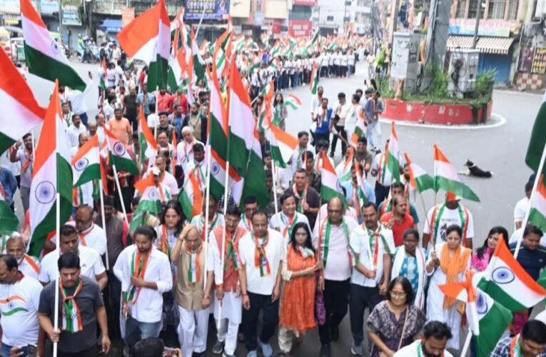 रांची में निकली भव्य तिरंगा यात्रा, राष्ट्रप्रेम और एकता का दिया संदेश