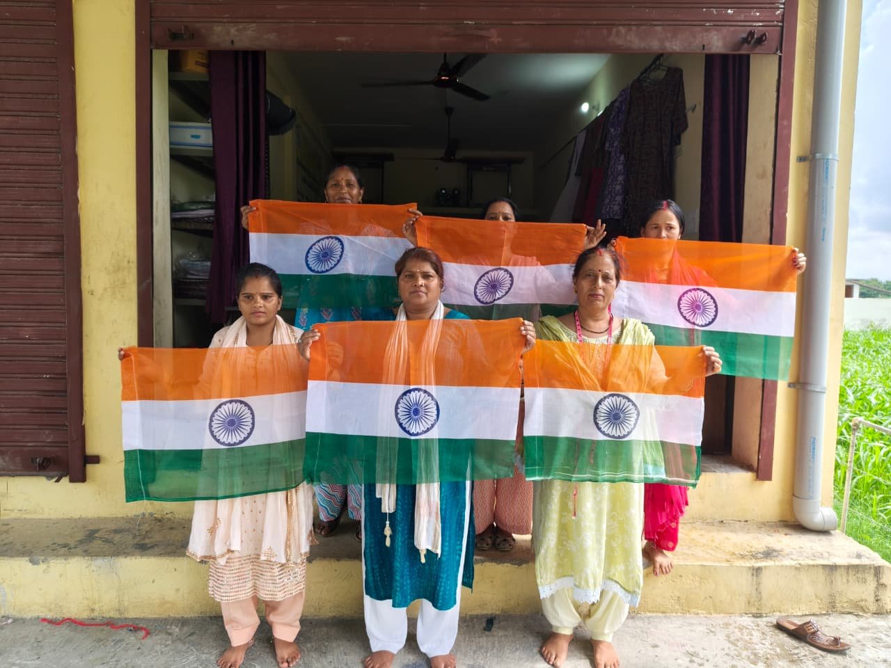 uk-doons-handmade-tricolour