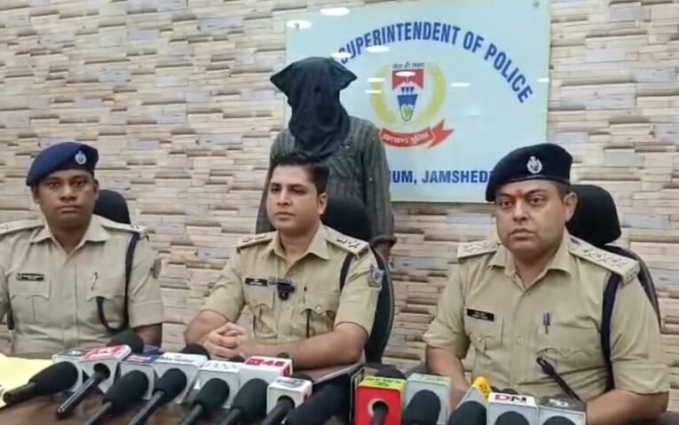 महिला की हत्या कर शव कैनाल में फेंकने वाला आरोपित गिरफ्तार
