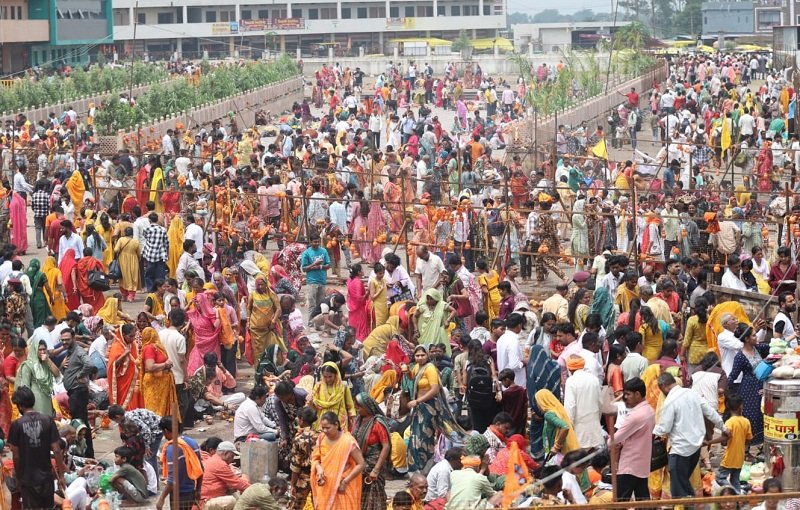 mp-surge-faith-kubereshwar-dham-over-100-kanwariya