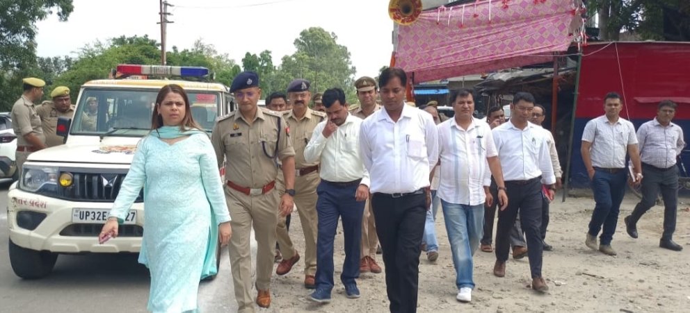 up-bijnor-dm-visit-kanvar-yatra-rout