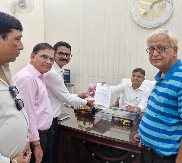 up-kal-bhairav-market-trader-meet-dm