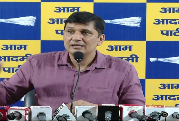 saurabh-bhardwaj-police-court