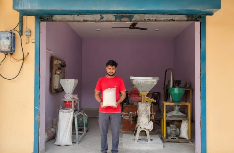 कोरबा में प्रधानमंत्री सूक्ष्म खाद्य उद्यम योजना से बदली मोहम्मद यासिन की राह, आटा चक्की से हर माह 20-25 हजार की आय