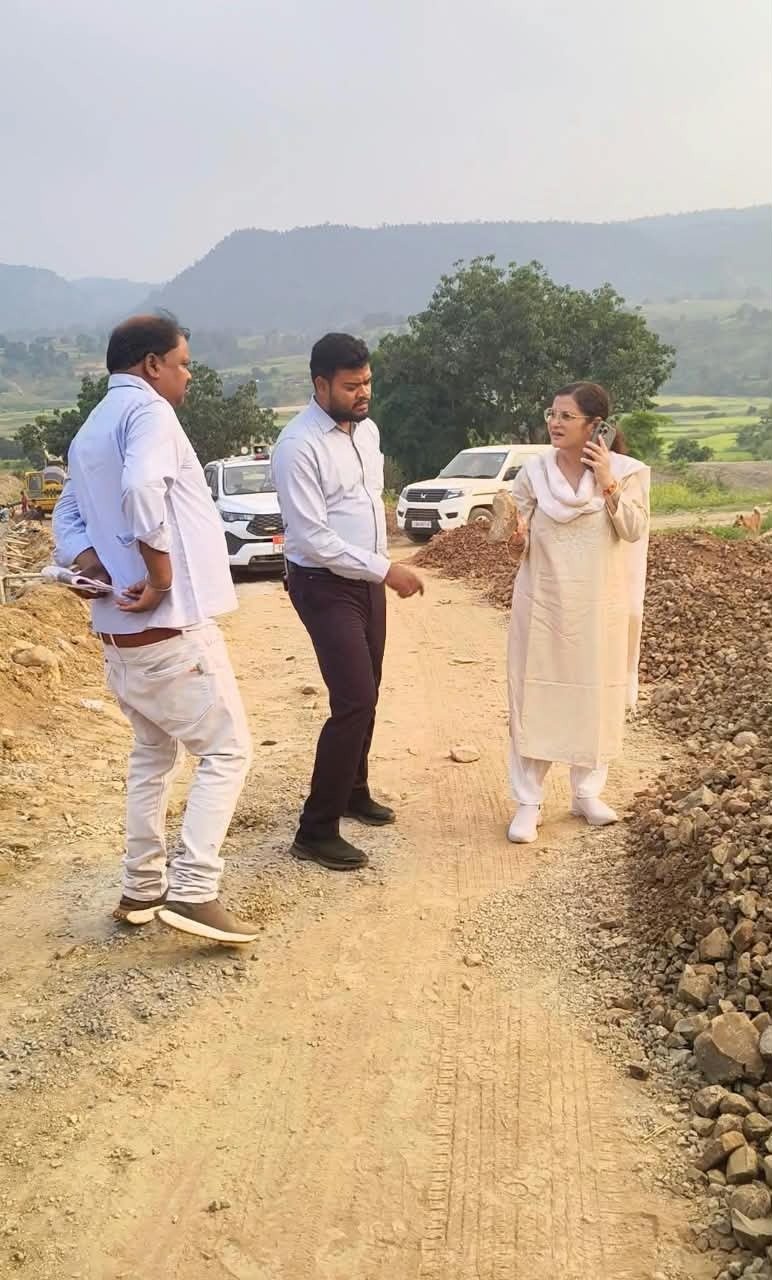 collector-balrampur-inspection-cg