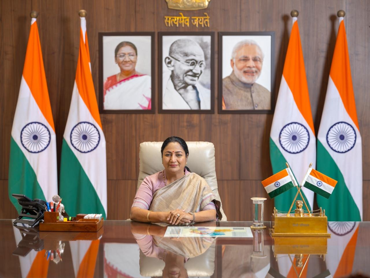 delhi-govt-tightens-pollution-control-dpcc-issues-