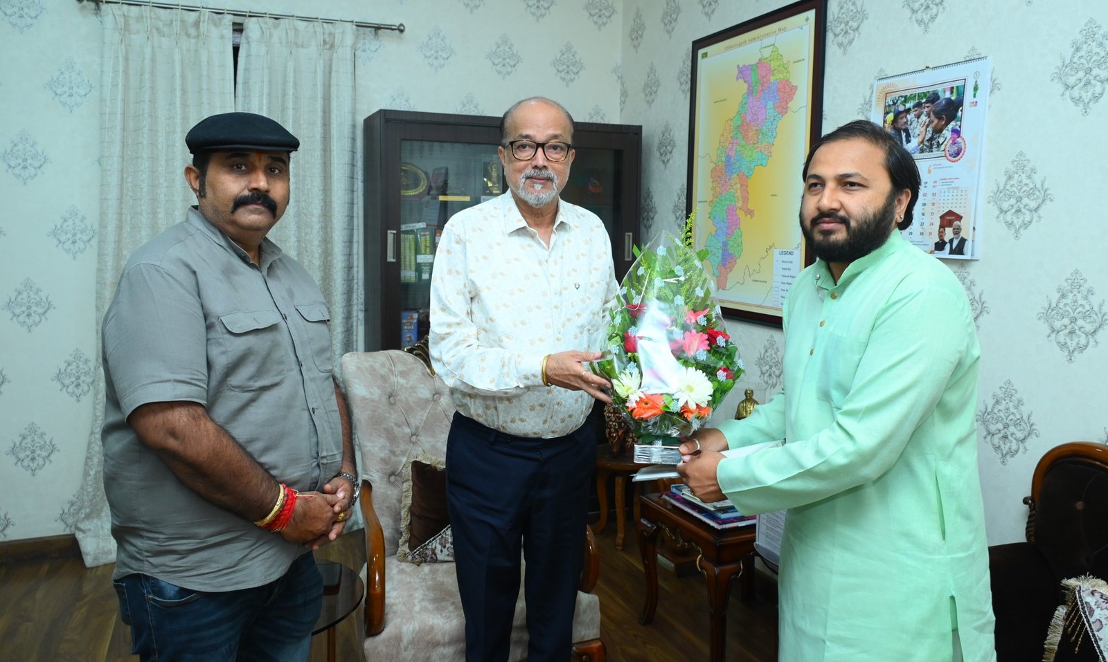 governor-invited-dussehra-bastar