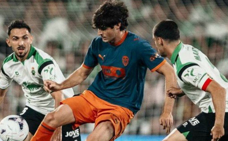 sports-football-laliga-valencia-racing-santander